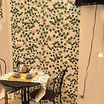 Little Apartment *